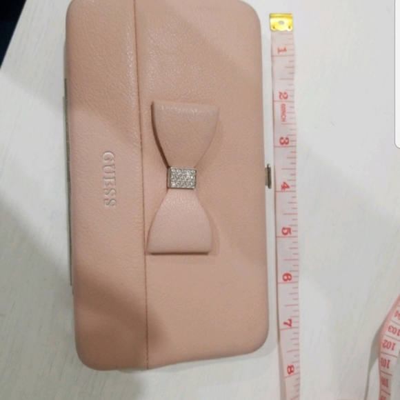 Guess blush pink bow hardcase wallet - Picture 2 of 6